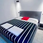 Overseas Guest house 3*
